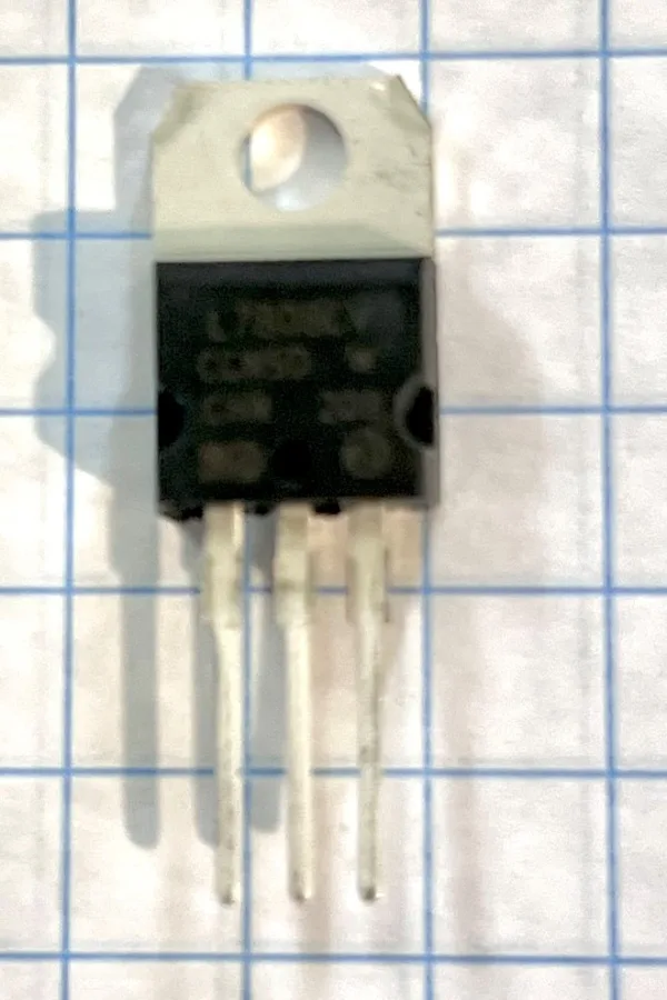 Voltage Regulator - #L7805, 1.2 AMPS